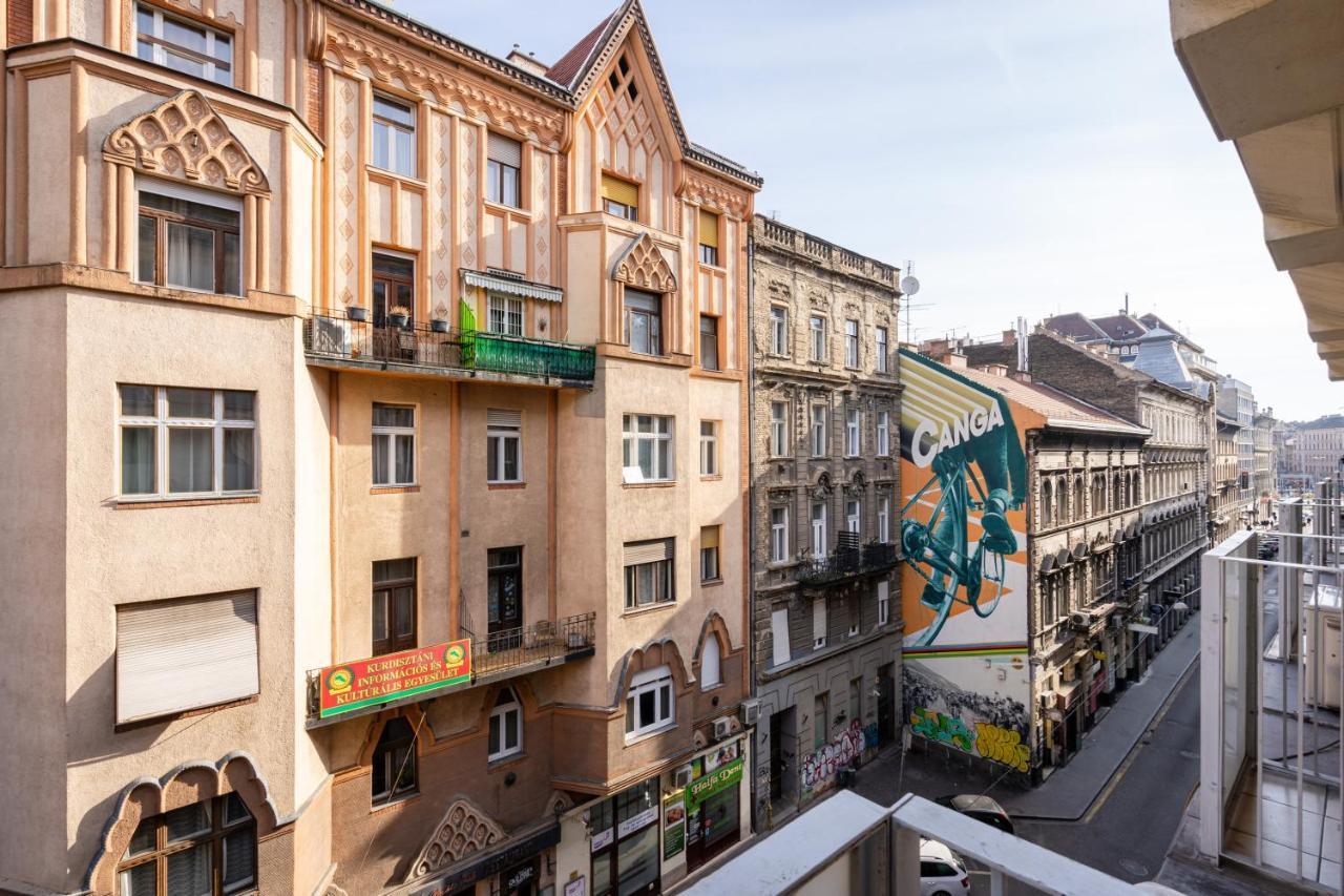 Blue Sky Apartment Budapest Eksteriør bilde